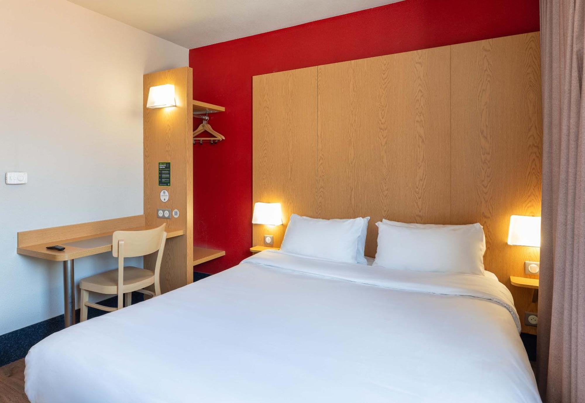B&B Hotel Lyon Caluire Cite Internationale Exterior photo