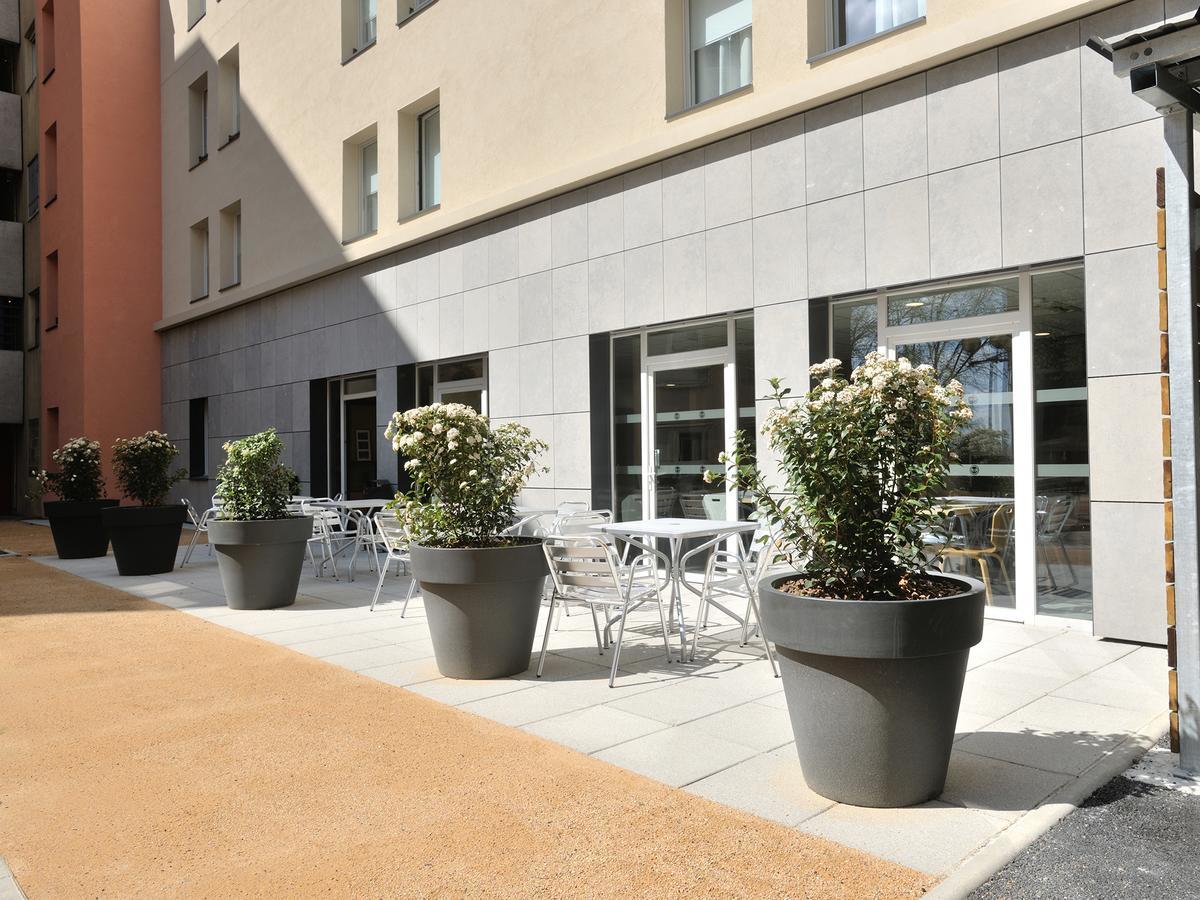 B&B Hotel Lyon Caluire Cite Internationale Exterior photo